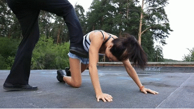 Ivy vs the leader of the gang Ivy vs the leader of the gang